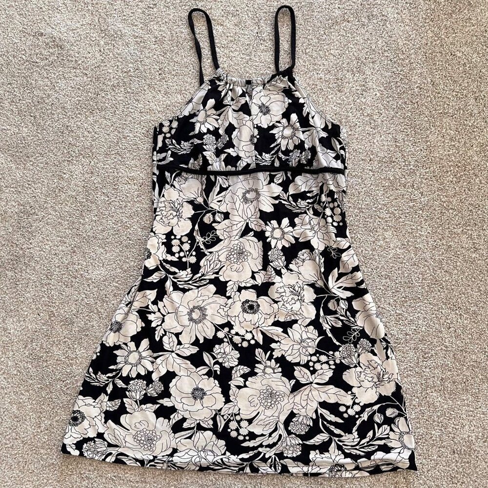 Y2K Black & White Floral Babydoll Dreess with Halter Neckline & Defined Waist M - Picture 5 of 8